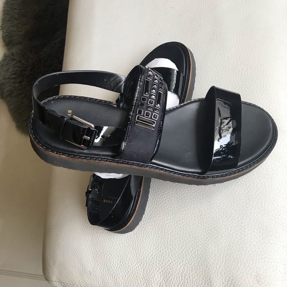 New COLE HAAN  Grand OS Sandals Size 8B